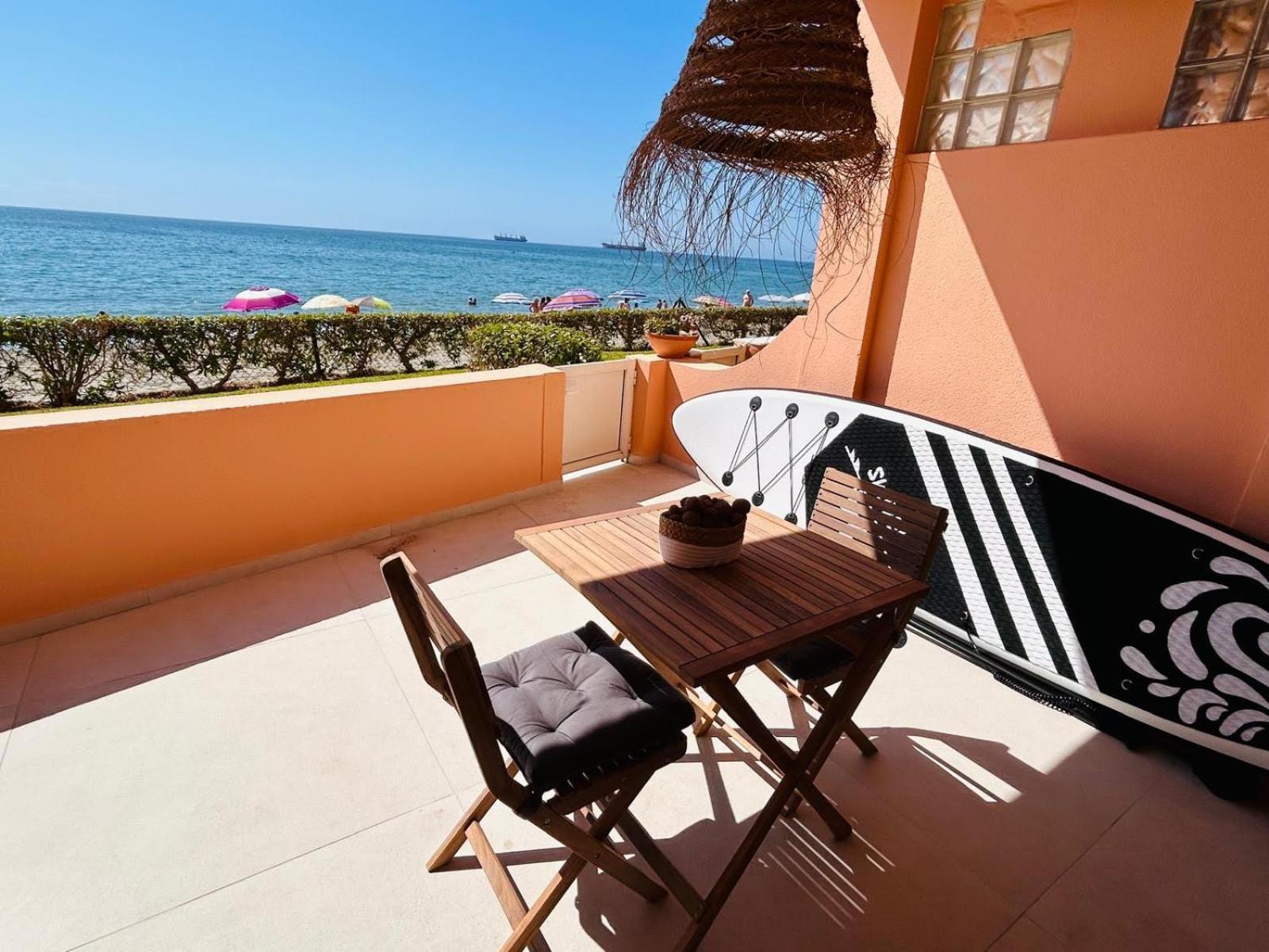 Beachfront Nudist Apartment In Vera Playa Playas de Vera Eksteriør bilde